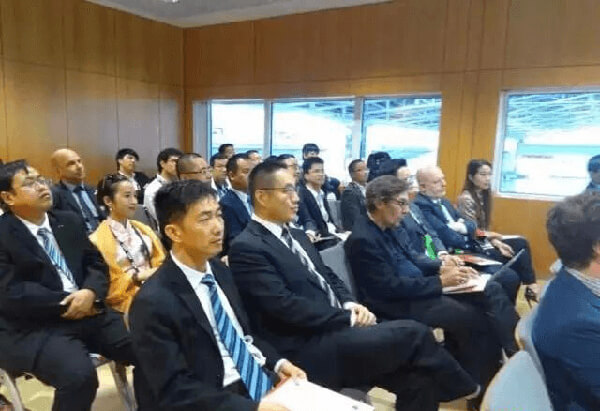 德國(guó)慕尼黑光電博覽會(huì)期間廣東省激光行業(yè)協(xié)會(huì)與歐洲光電產(chǎn)業(yè)協(xié)會(huì)簽訂《中歐產(chǎn)業(yè)合作框架協(xié)議》