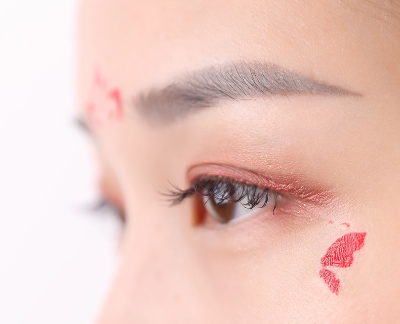 激光創(chuàng)意臉貼，與國(guó)旗合影如此簡(jiǎn)單